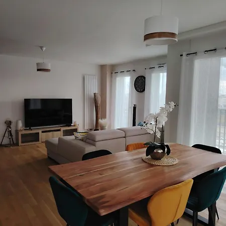 Grand Familial Paris13 Apartment